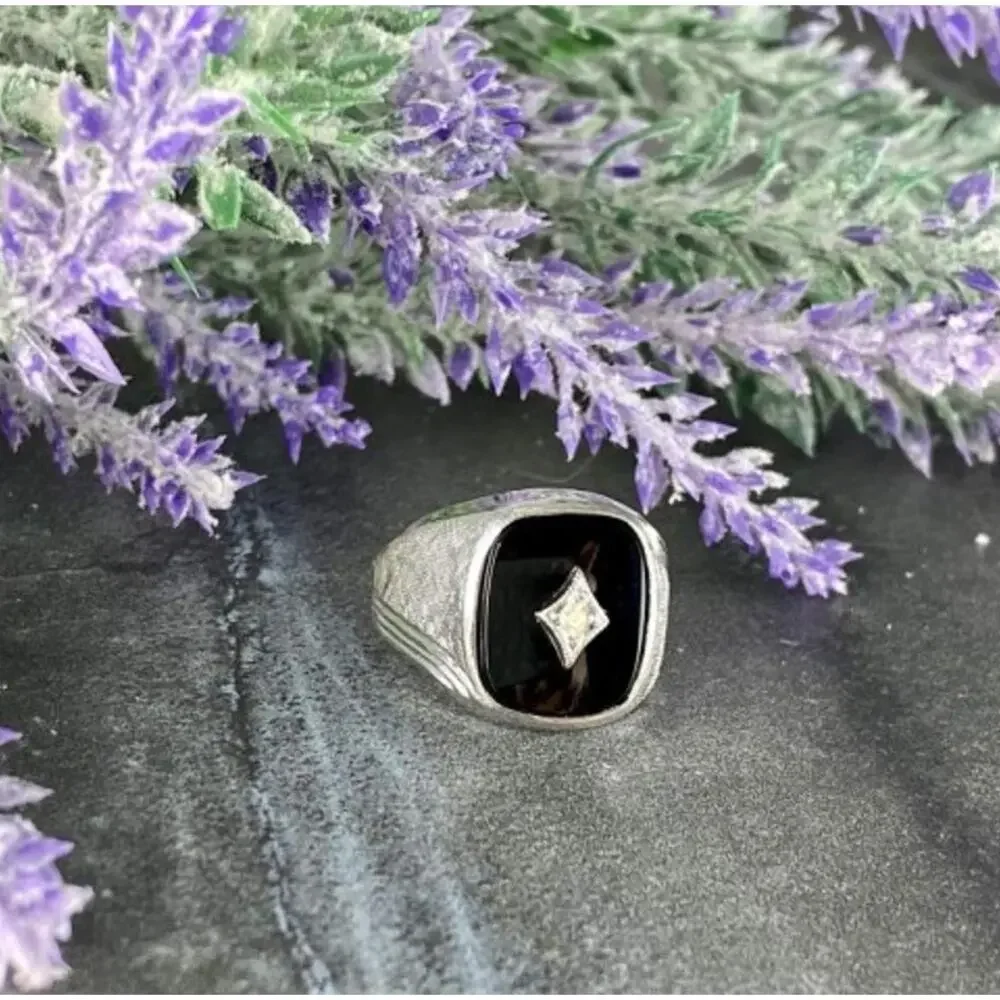 925 Sterling Silver Black Nephrite & CZ Ring Size 9